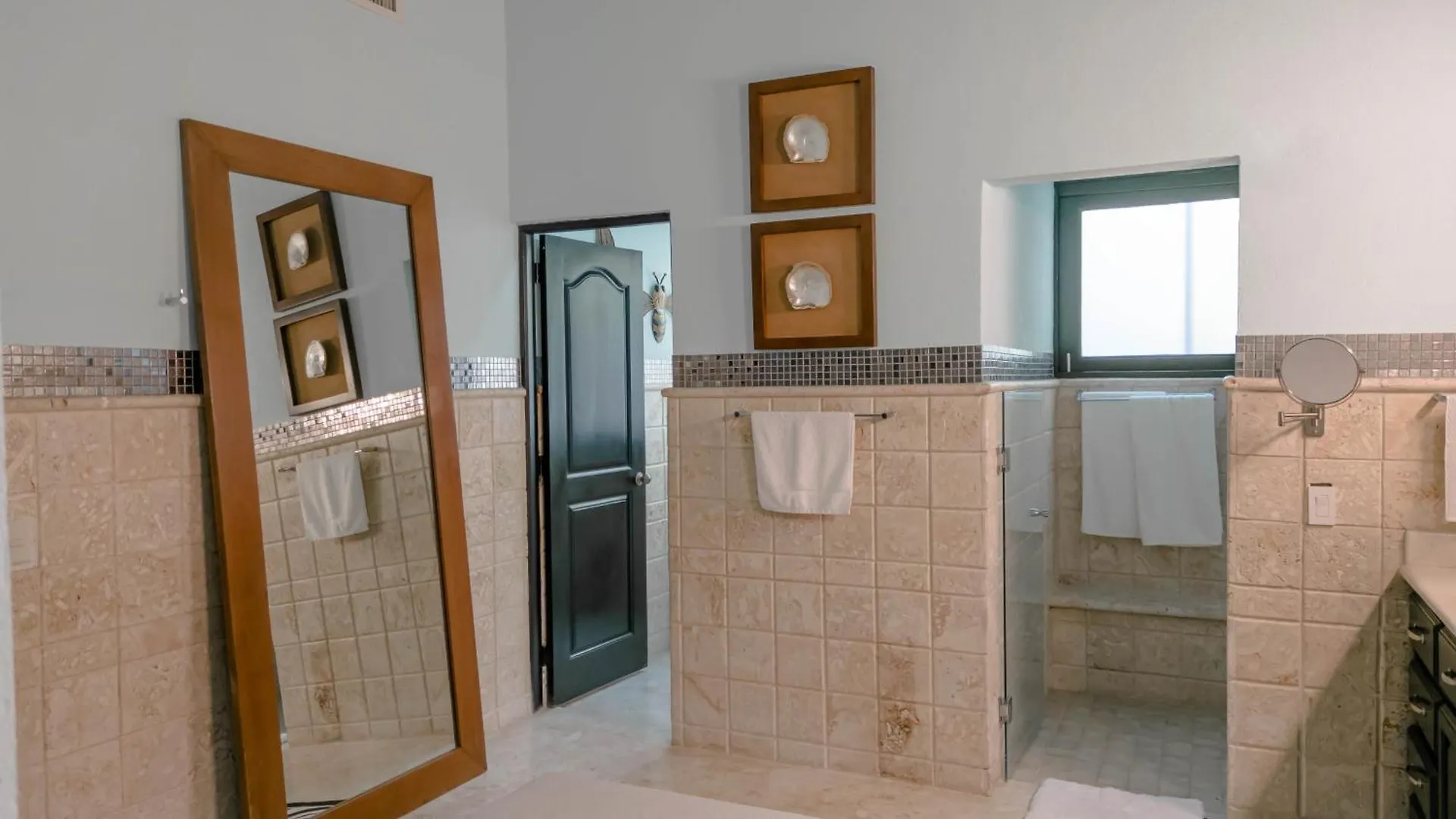 Casa De Campo 4-Br Retreat: Pool, Jacuzzi, Sauna, Chef & Maid لا رومانا فيلة