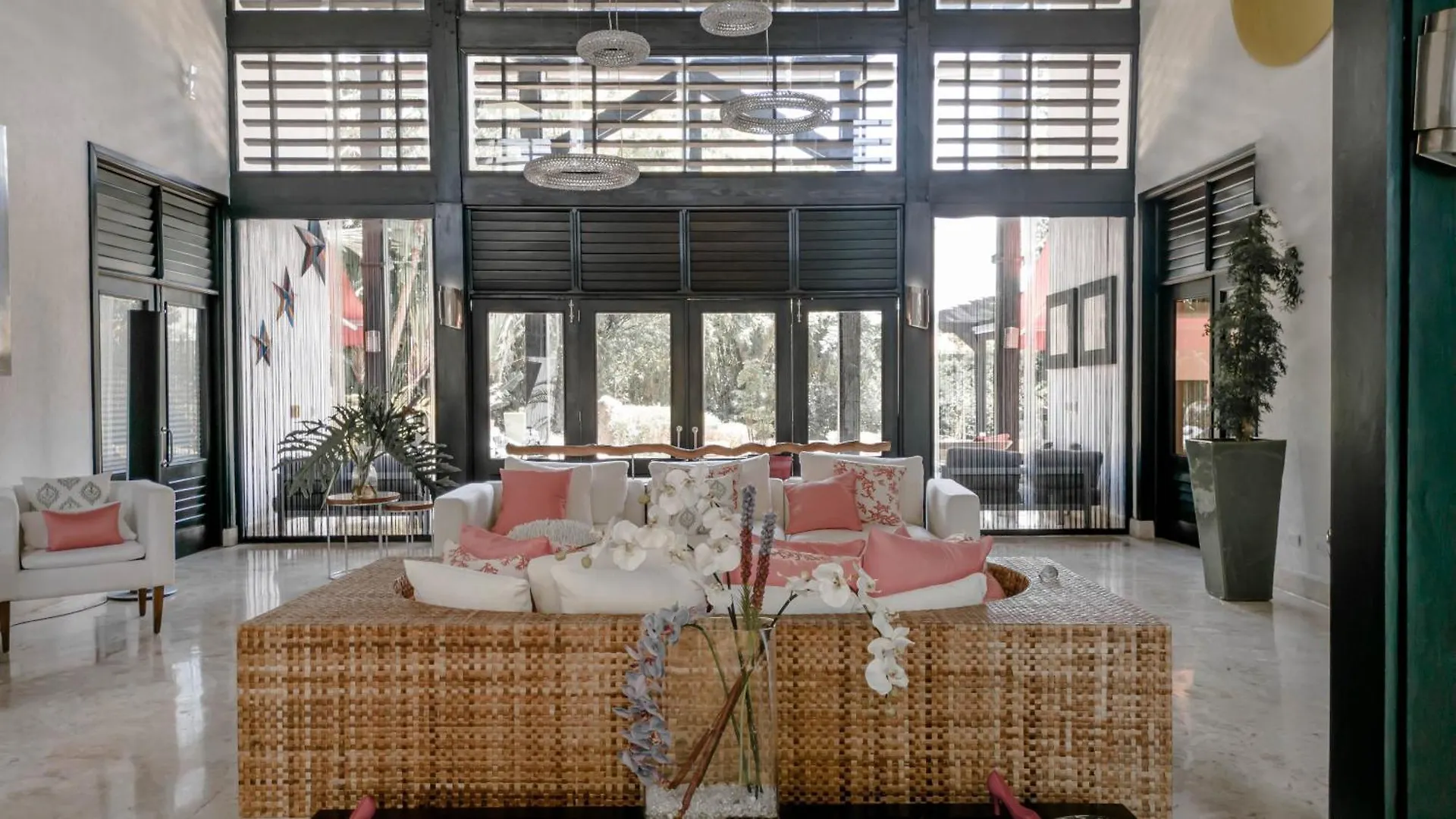 فيلة Casa De Campo 4-Br Retreat: Pool, Jacuzzi, Sauna, Chef & Maid لا رومانا